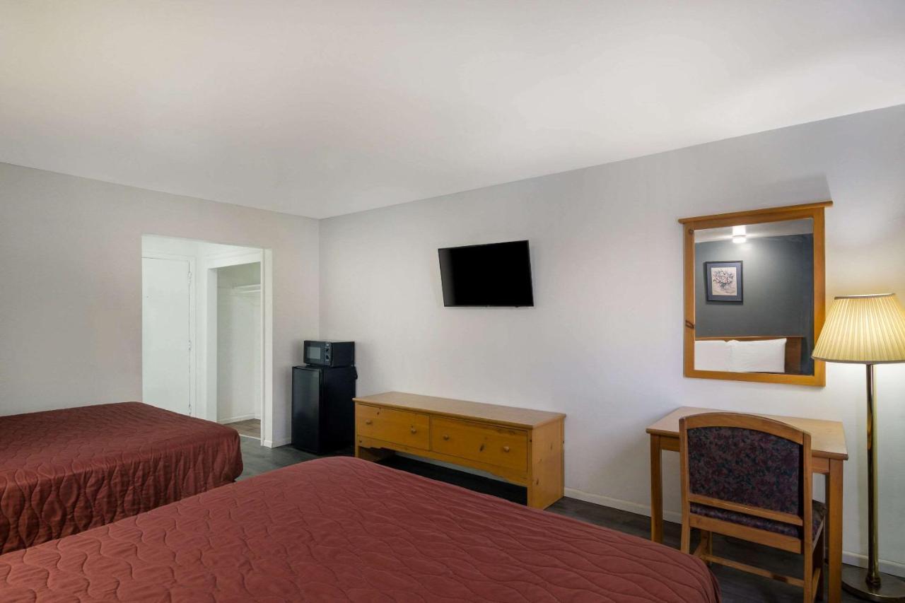 Rodeway Inn & Suites Sidney Historic Downtown I-80 Eksteriør bilde