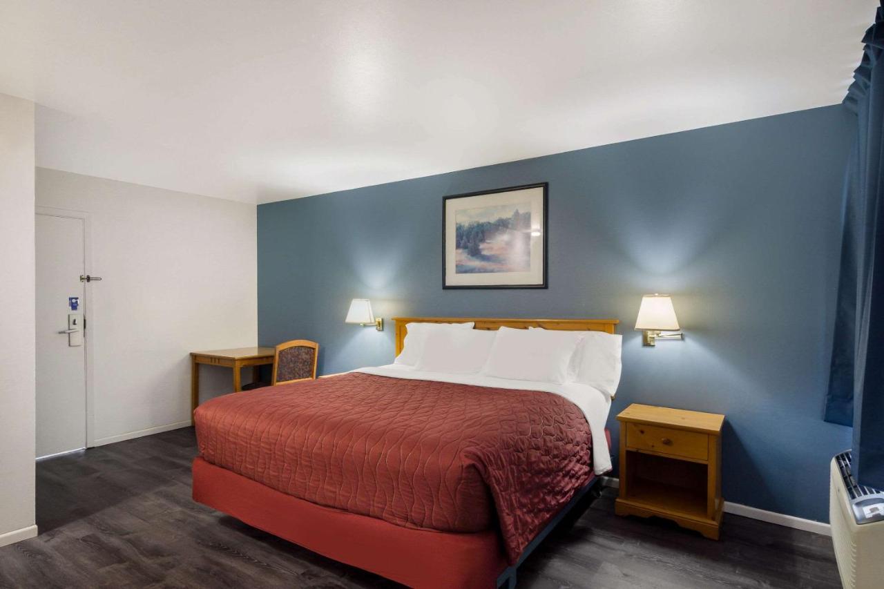 Rodeway Inn & Suites Sidney Historic Downtown I-80 Eksteriør bilde