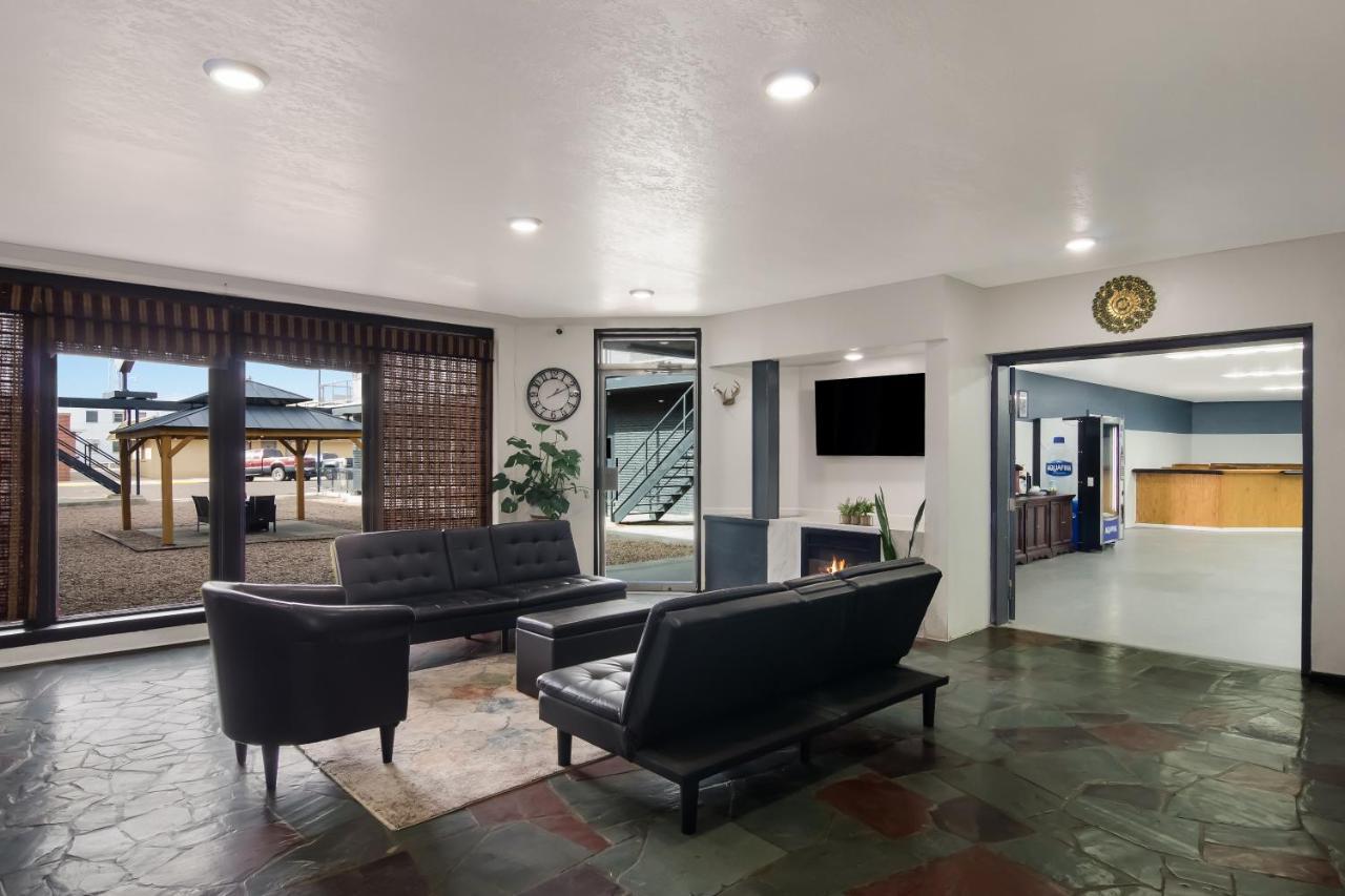 Rodeway Inn & Suites Sidney Historic Downtown I-80 Eksteriør bilde